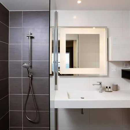 Luxe 7 Chambres - Vue *